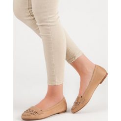 KLASYCZNE CIEMNOBEŻOWE MOKASYNY. Szare mokasyny damskie SMALL SWAN, klasyczne. Za 52,90 zł.