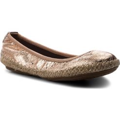 Espadryle BUTTERFLY TWISTS - Gigi BT21-040-006 Rose Gold. Czerwone espadryle damskie Butterfly Twists, z materiału, na płaskiej podeszwie. W wyprzedaży za 149,00 zł.