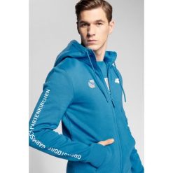 Bluza męska 4Hills BLM100 - niebieski. Niebieskie bluzy męskie s, z nadrukiem, z dzianiny, z kapturem, bez rękawów, z kapturem. Za 159,99 zł.
