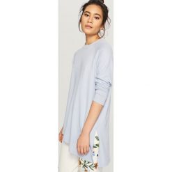 T-shirty damskie: Asymetryczna koszulka – Niebieski