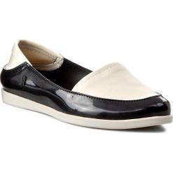 Półbuty MELISSA - Space Sport Ad 31654 Black/Beige 52697. Czarne półbuty damskie sportowe Melissa, z gumy, na płaskiej podeszwie. W wyprzedaży za 279,00 zł.