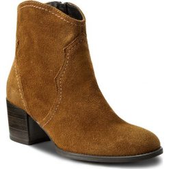 Botki TAMARIS - 1-25750-29 Cuoio 455. Brązowe buty zimowe damskie Tamaris, z materiału. W wyprzedaży za 179,00 zł.