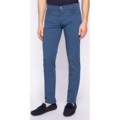 Spodnie materiałowe Trussardi Jeans Gabardine 52J00007. Niebieskie jeansy męskie Trussardi Jeans, m, bez wzorów. W wyprzedaży za 279,00 zł.