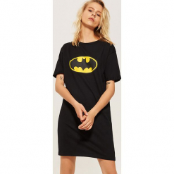 Sukienka Batman - Czarny. Czarne sukienki marki House, l, z motywem z bajki. Za 69,99 zł.