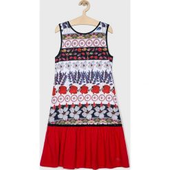 Desigual - Sukienka dziecięca 146-152 cm. Czerwone sukienki dziewczęce Desigual, bez wzorów, z bawełny, casualowe, bez rękawów, rozkloszowane. W wyprzedaży za 119,90 zł.