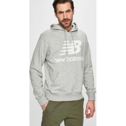 New Balance - Bluza. Szare bluzy męskie New Balance, xl, z nadrukiem, z elastanu, z kapturem, bez rękawów, z kapturem. W wyprzedaży za 179,90 zł.