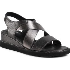 Sandały JENNY FAIRY - TS4829-01 Silver. Szare klapki damskie Jenny Fairy, bez wzorów, ze skóry ekologicznej, bez obcasa, na obcasie. Za 99,99 zł.