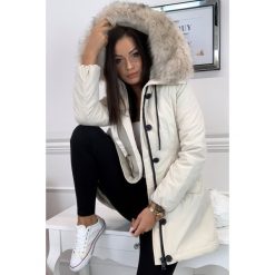 Kurtka typu parka z kapturem beżowy. Brązowe kurtki damskie Tagless, s, bez wzorów, z kapturem. Za 372,01 zł.