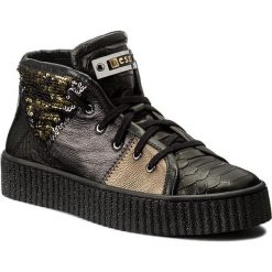 Sneakersy NESSI - 17213 Czarny Gad. Czarne półbuty damskie Nessi, ze skóry. W wyprzedaży za 259,00 zł.