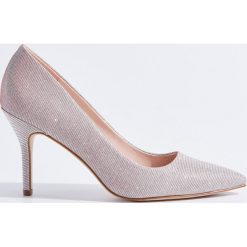 Szpilki: Eleganckie szpilki – Wielobarwn