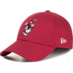 Czapka z daszkiem NEW ERA - Disney 9Forty 12135000 Bordowy. Czerwone czapki damskie New Era, z motywem z bajki, z bawełny. Za 89,00 zł.