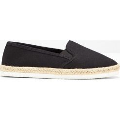 Espadryle bonprix czarny. Czarne espadryle damskie bonprix, bez wzorów, bez obcasa. Za 34,99 zł.