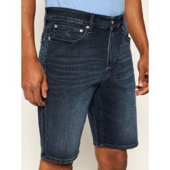 Szorty jeansowe Calvin Klein Jeans J30J314648. Niebieskie spodenki i szorty męskie Calvin Klein Jeans, m, bez wzorów, z elastanu. W wyprzedaży za 249,00 zł.
