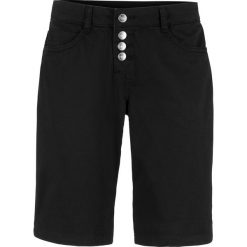 Luźniejsze bermudy Boyfriend bonprix czarny. Czarne szorty damskie bonprix. Za 64,99 zł.