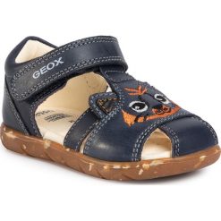Sandały GEOX - B S.Alul B. D B021VD 0CL85 C4002 M Navy. Niebieskie sandały chłopięce Geox, ze skóry, bez zapięcia. Za 239,00 zł.