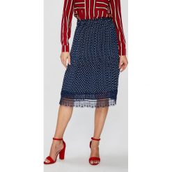 Answear - Spódnica. Szare spódniczki ANSWEAR, l, z materiału, midi, proste. W wyprzedaży za 59,90 zł.