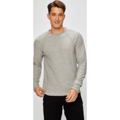 Review - Sweter. Szare swetry klasyczne męskie marki Review, s, z bawełny, z okrągłym kołnierzem. Za 149,90 zł.