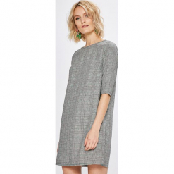 Haily's - Sukienka Caroline. Szare sukienki mini Haily's, na co dzień, l, z elastanu, casualowe, z okrągłym kołnierzem, proste. W wyprzedaży za 69,90 zł.