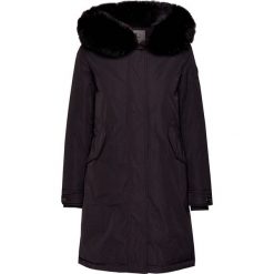 Parka WOOLRICH W'S KEYSTONE. Czarne kurtki damskie Woolrich, s, bez wzorów, z tkaniny, eleganckie. Za 4840,00 zł.