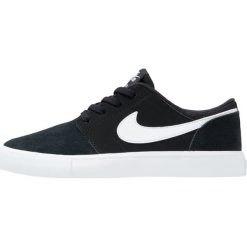 Nike SB SB PORTMORE II Tenisówki i Trampki black/white. Czarne trampki dziewczęce marki Nike SB, ze skóry. Za 229,00 zł.