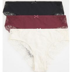 Majtki z dekoracyjnej koronki 3 pack - Czarny. Czarne majtki damskie Reserved, s, z koronki. Za 39,99 zł.