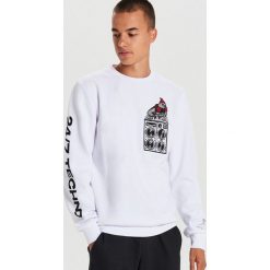 Bluza z nadrukiem - Biały. Białe bluzy damskie Cropp, s, z nadrukiem, bez rękawów, bez kaptura. Za 99,99 zł.
