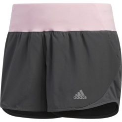 Spodenki do biegania damskie ADIDAS RUN IT SHORT / DU0608. Spodenki sportowe damskie Adidas, bez wzorów, do biegania. Za 79,99 zł.
