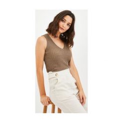Top damski. Topy damskie Promod, bez wzorów, z dzianiny, bez kołnierzyka. Za 89,90 zł.