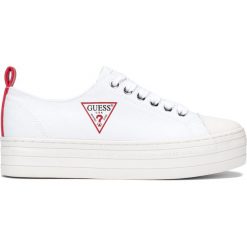 Guess Brigs Tenisówki Biały. Białe trampki i tenisówki damskie Guess, z aplikacjami, z materiału, bez zapięcia. Za 373,95 zł.