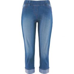 Jegginsy 3/4 bonprix niebieski "medium bleached". Niebieskie jeansy damskie bonprix, bez wzorów, z jeansu. Za 74,99 zł.