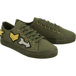 TAMARIS 23633-20 708 khaki military, półtrampki, półbuty damskie. Brązowe półbuty damskie Tamaris, bez wzorów, bez obcasa, na sznurówki. Za 149,90 zł.
