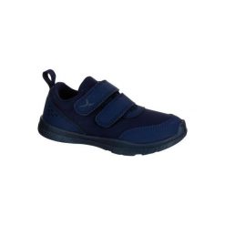 Buty do gimnastyki 150 I MOVE FIRST. Niebieskie buciki niemowlęce DOMYOS, z poliesteru, bez zapięcia. Za 39,99 zł.