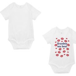 Body niemowlęce (2 szt.), bawełna organiczna bonprix biały. Białe body niemowlęce bonprix, z nadrukiem, z bawełny, bez rękawów. Za 43,98 zł.