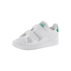 Buty do ćwiczeń dla maluchów Adidas. Buciki niemowlęce Adidas, bez zapięcia. Za 129,99 zł.