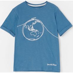 Bawełniany t-shirt z aplikacją 3d - Granatowy. Niebieskie t-shirty męskie Reserved, z aplikacjami, z bawełny, bez kołnierzyka. W wyprzedaży za 19,99 zł.