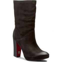 Buty zimowe damskie: Kozaki CARINII – B3784 360-000-PSK-B87