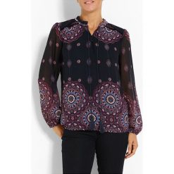 Tunika w kolorze granatowym. Niebieskie tuniki damskie Jacqueline Riu, bez wzorów, klasyczne, bez kołnierzyka, bez rękawów. W wyprzedaży za 74,95 zł.