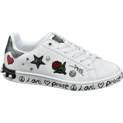 Sneakersy damskie Graceland białe. Białe sneakersy damskie Graceland, z materiału. Za 119,90 zł.