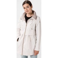 Geox Genziana Kurtka Biały. Białe kurtki damskie Geox, m, bez wzorów, z materiału, bez kaptura. Za 878,95 zł.