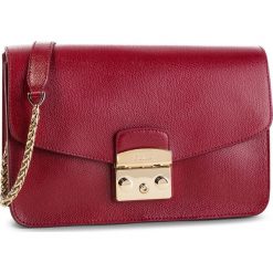 Torebka FURLA - Metropolis 986515 B BTJ7 ARE Ciliegia d. Czerwone torebki klasyczne damskie Furla, z aplikacjami, ze skóry, wizytowe, zdobione, bez dodatków. Za 1470,00 zł.