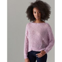 Sweter oversize o luźnym splocie - Różowy. Różowe swetry damskie Mohito, s, bez wzorów, ze splotem, bez rękawów, bez kaptura. W wyprzedaży za 59,99 zł.