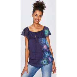Desigual - Top. Niebieskie topy damskie Desigual, s, bez wzorów, z poliesteru, z dekoltem karo. W wyprzedaży za 139,90 zł.