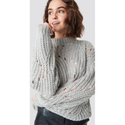Moves Sweter Fiolina - Grey. Szare golfy damskie marki Moves, z dzianiny. W wyprzedaży za 182,37 zł.