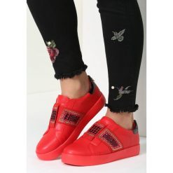 Czerwone Buty Sportowe Move Around. Brązowe buty sportowe damskie marki vices. Za 79,99 zł.