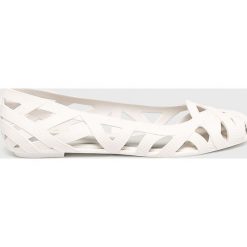 Melissa - Baleriny Jean + Jason Wu. Białe baleriny damskie marki Melissa, z kauczuku. Za 339,90 zł.