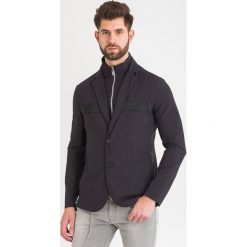 MARYNARKA emporio armani. Marynarki męskie Emporio Armani, m, bez wzorów, eleganckie. W wyprzedaży za 1615,20 zł.