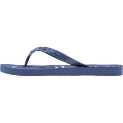 Calvin Klein Jeans DABNEY Japonki kąpielowe steel blue/white. Niebieskie kąpielówki męskie marki Calvin Klein Jeans, z jeansu. Za 129,00 zł.