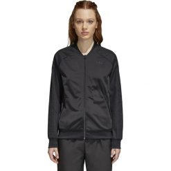 BLUZA DRESOWA CLRDO (42). Bluzy damskie Adidas, z dresówki, klasyczne, bez kaptura. W wyprzedaży za 319,99 zł.