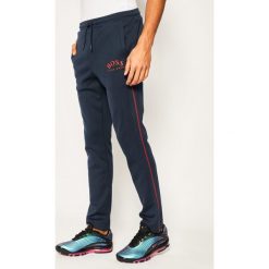 Spodnie dresowe Boss Hadim 50418720. Niebieskie jeansy męskie Boss, m, bez wzorów. Za 549,00 zł.