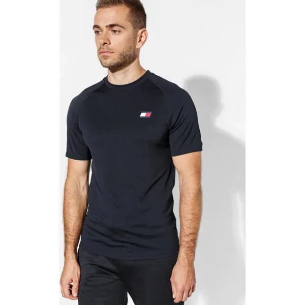 Tommy Sport Koszulka Back Logo , czarny, rozmiar L. Czarne koszulki męskie TOMMY HILFIGER, l, bez wzorów, z poliesteru, z dekoltem na plecach, bez rękawów. W wyprzedaży za 139,99 zł.